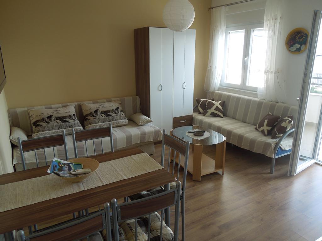Apartments Meleh Crikvenica Camera foto
